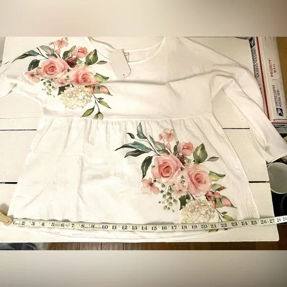By Made With ❤️ Floral Wayercolor White Women's Top - Picture 10 of 12